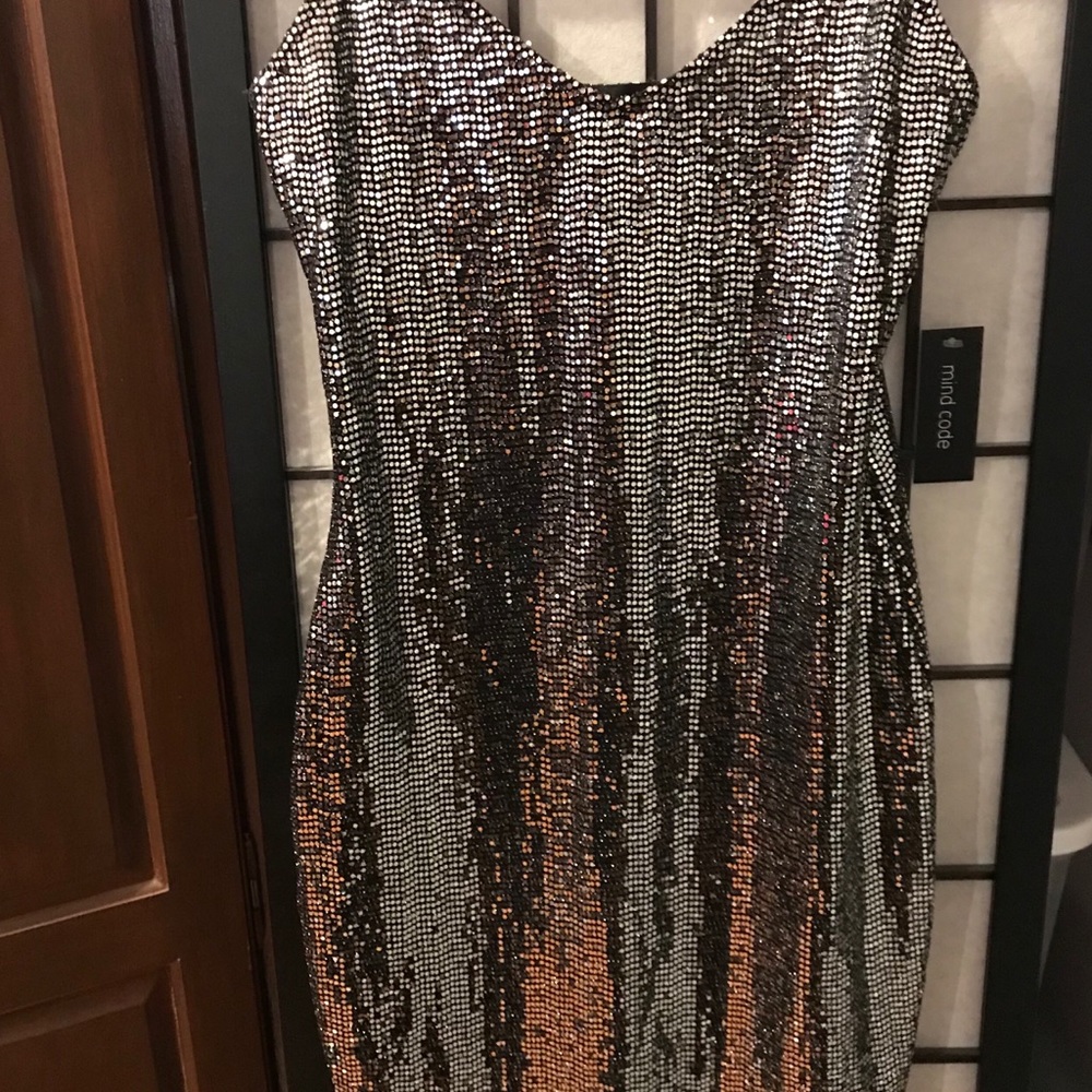 Mirror dress size medium